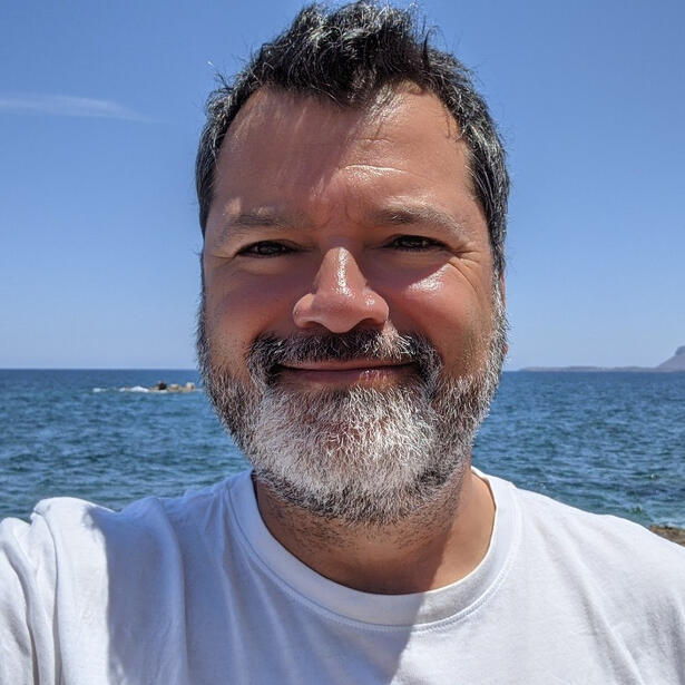 Valentin was invaluable in implementing OKRs within Synolia Latam. While the theory seems simple, putting it into practice is much less so. With his energy and natural reassurance, Valentin successfully gained the team's trust and gave each team member the